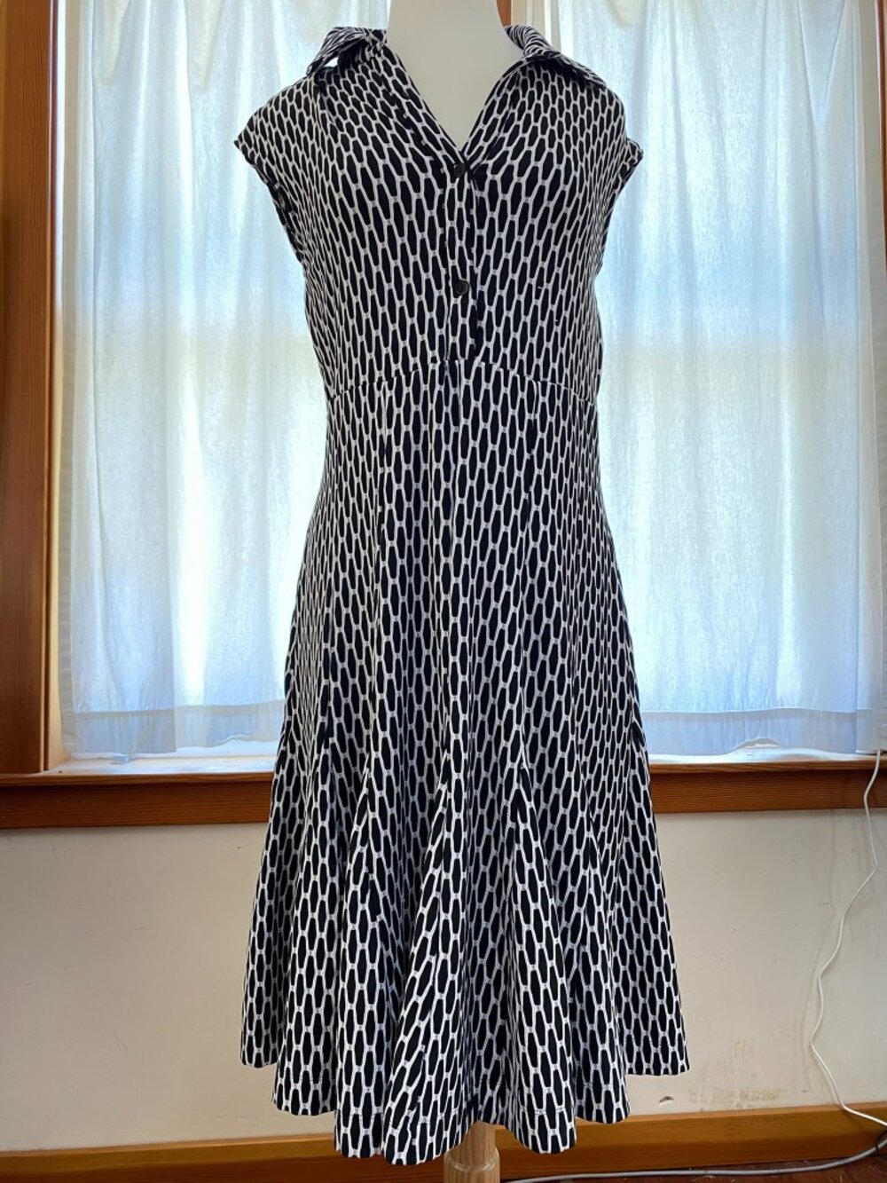 J Taylor vintage black and white knit dress with tulip skirt, 14